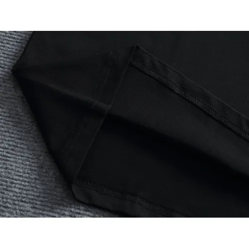 Replica Louis Vuitton LV T-Shirts Short Sleeved For Unisex #1426989 $38.00 USD for Wholesale