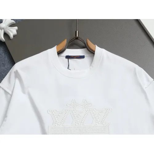 Replica Louis Vuitton LV T-Shirts Short Sleeved For Unisex #1426999 $38.00 USD for Wholesale