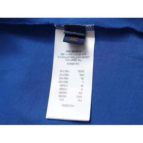Replica Louis Vuitton LV T-Shirts Short Sleeved For Unisex #1427000 $38.00 USD for Wholesale