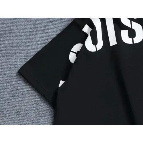 Replica Louis Vuitton LV T-Shirts Short Sleeved For Unisex #1427003 $38.00 USD for Wholesale