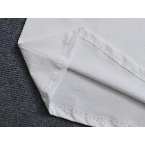 Replica Louis Vuitton LV T-Shirts Short Sleeved For Unisex #1427004 $38.00 USD for Wholesale