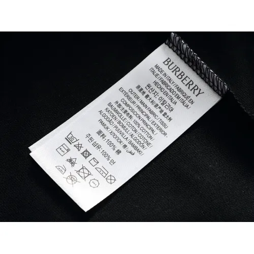 Replica Burberry T-Shirts Short Sleeved For Unisex #1427008 $38.00 USD for Wholesale
