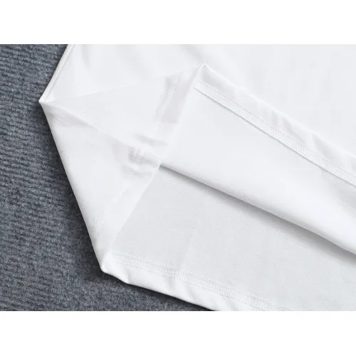 Replica Burberry T-Shirts Short Sleeved For Unisex #1427009 $38.00 USD for Wholesale