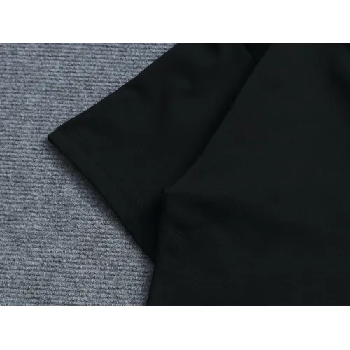 Replica LOEWE T-Shirts Short Sleeved For Unisex #1427029 $38.00 USD for Wholesale