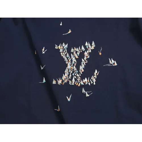 Replica Louis Vuitton LV T-Shirts Short Sleeved For Unisex #1427037 $38.00 USD for Wholesale