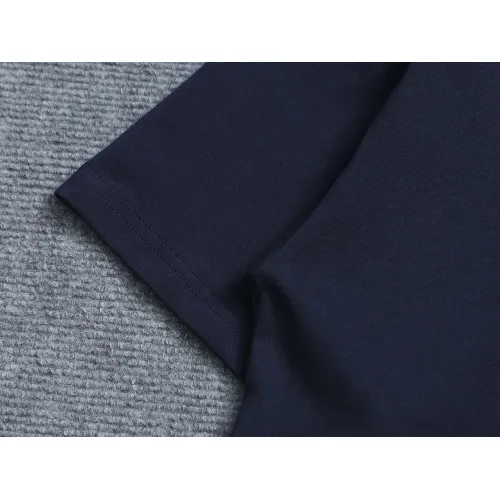 Replica Louis Vuitton LV T-Shirts Short Sleeved For Unisex #1427037 $38.00 USD for Wholesale