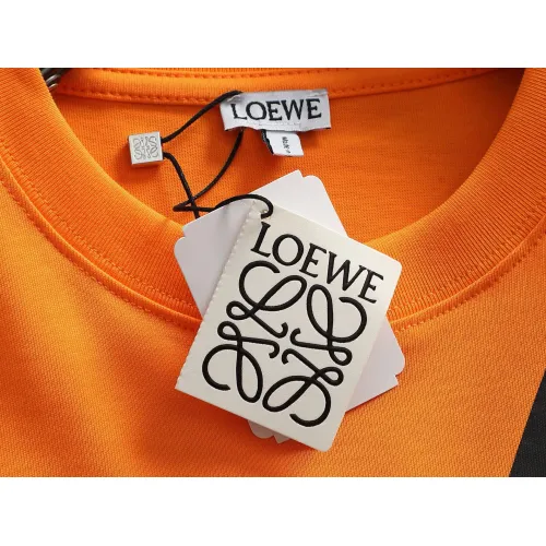 Replica LOEWE T-Shirts Short Sleeved For Unisex #1427083 $38.00 USD for Wholesale