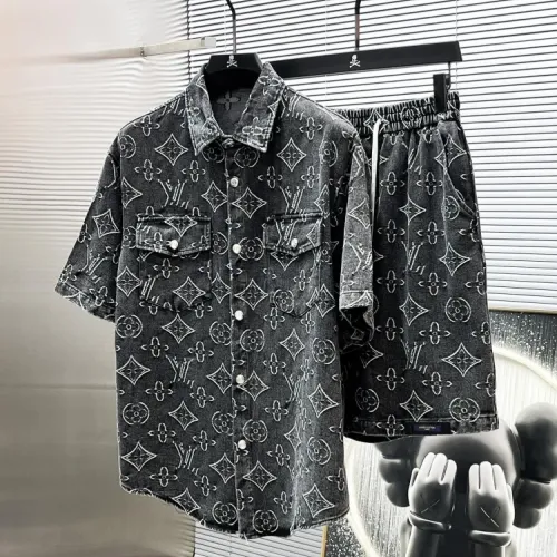Wholesale Louis Vuitton LV Tracksuits Short Sleeved For Men #1427843 $68.00 USD, Wholesale Quality Replica Louis Vuitton LV Tracksuits