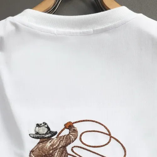 Replica Louis Vuitton LV T-Shirts Short Sleeved For Unisex #1428176 $36.00 USD for Wholesale