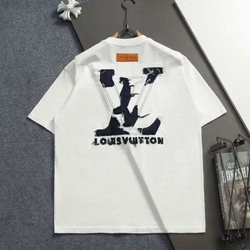 Wholesale Louis Vuitton LV T-Shirts Short Sleeved For Unisex #1428195 $42.00 USD, Wholesale Quality Replica Louis Vuitton LV T-Shirts