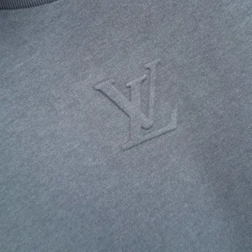Replica Louis Vuitton LV T-Shirts Short Sleeved For Unisex #1428228 $60.00 USD for Wholesale