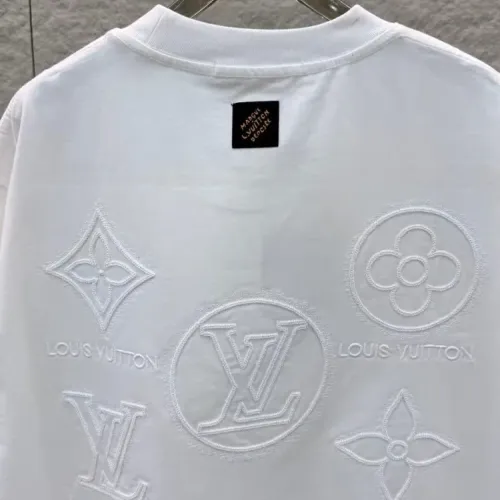 Replica Louis Vuitton LV T-Shirts Short Sleeved For Unisex #1428884 $41.00 USD for Wholesale