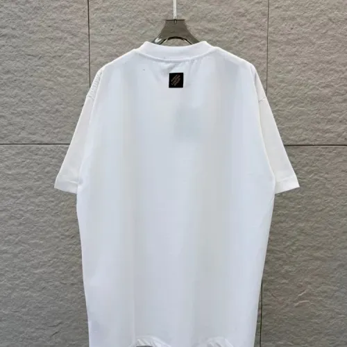 Replica Louis Vuitton LV T-Shirts Short Sleeved For Unisex #1428894 $39.00 USD for Wholesale