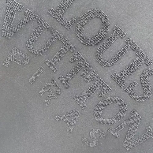 Replica Louis Vuitton LV T-Shirts Short Sleeved For Unisex #1428895 $39.00 USD for Wholesale