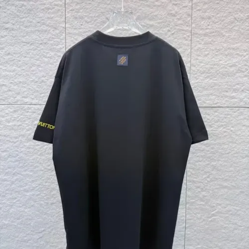 Replica Louis Vuitton LV T-Shirts Short Sleeved For Unisex #1428909 $38.00 USD for Wholesale