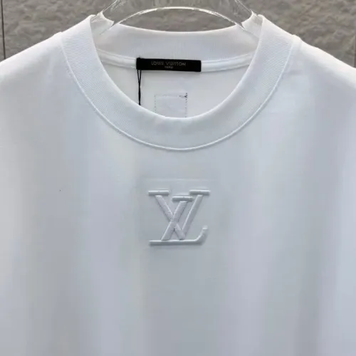 Replica Louis Vuitton LV T-Shirts Short Sleeved For Unisex #1428910 $38.00 USD for Wholesale