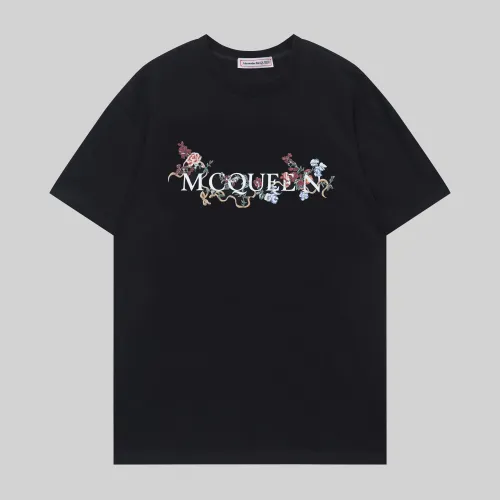 Wholesale Alexander McQueen T-shirts Short Sleeved For Unisex #1429581 $32.00 USD, Wholesale Quality Replica Alexander McQueen T-shirts