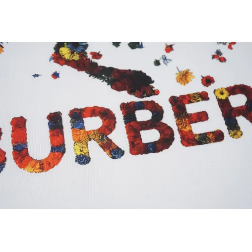 Replica Burberry T-Shirts Short Sleeved For Unisex #1429599 $32.00 USD for Wholesale