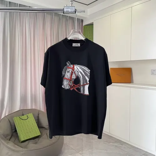 Wholesale Hermes T-Shirts Short Sleeved For Unisex #1429659 $42.00 USD, Wholesale Quality Replica Hermes T-Shirts
