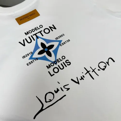 Replica Louis Vuitton LV T-Shirts Short Sleeved For Men #1429755 $45.00 USD for Wholesale