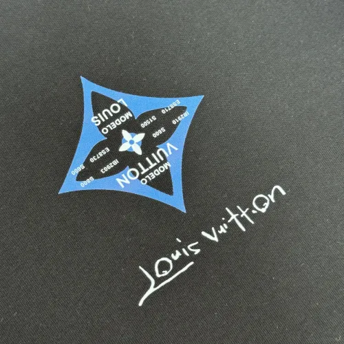 Replica Louis Vuitton LV T-Shirts Short Sleeved For Men #1429756 $45.00 USD for Wholesale
