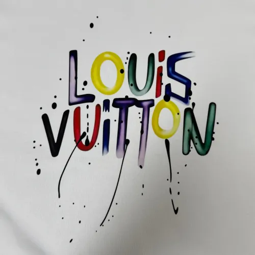 Replica Louis Vuitton LV T-Shirts Short Sleeved For Men #1429757 $45.00 USD for Wholesale