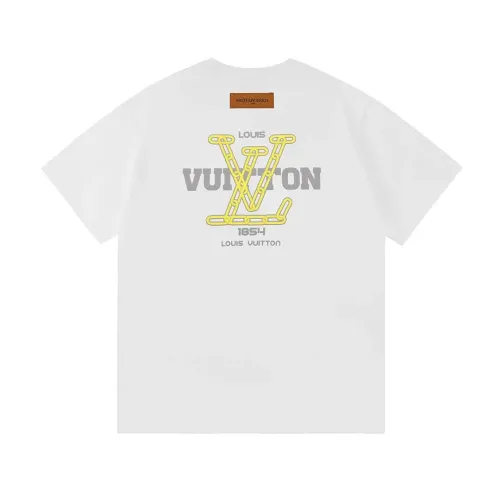 Replica Louis Vuitton LV T-Shirts Short Sleeved For Unisex #1429761 $45.00 USD for Wholesale