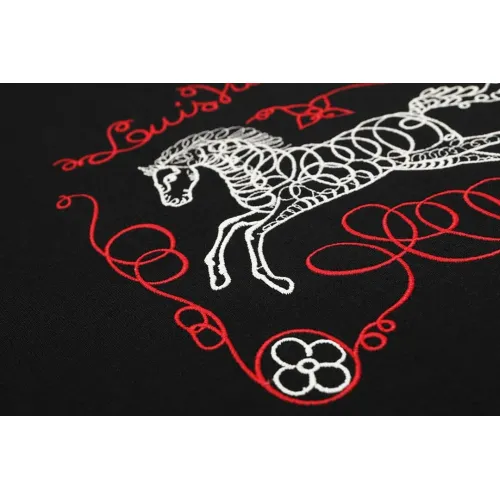 Replica Louis Vuitton LV T-Shirts Short Sleeved For Unisex #1429767 $45.00 USD for Wholesale