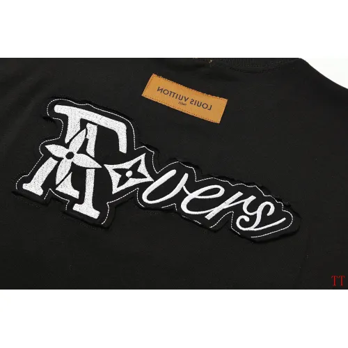 Replica Louis Vuitton LV T-Shirts Short Sleeved For Unisex #1429957 $39.00 USD for Wholesale