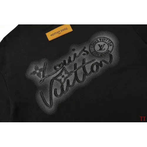 Replica Louis Vuitton LV T-Shirts Short Sleeved For Unisex #1429962 $39.00 USD for Wholesale