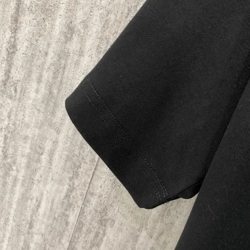 Replica Louis Vuitton LV T-Shirts Short Sleeved For Unisex #1429981 $42.00 USD for Wholesale