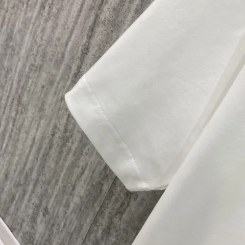 Replica Burberry T-Shirts Short Sleeved For Unisex #1429999 $42.00 USD for Wholesale