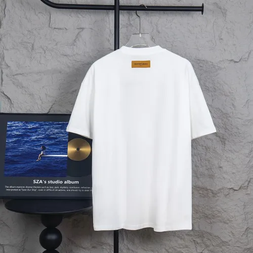 Replica Louis Vuitton LV T-Shirts Short Sleeved For Unisex #1430117 $36.00 USD for Wholesale