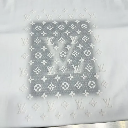 Replica Louis Vuitton LV T-Shirts Short Sleeved For Unisex #1430317 $64.00 USD for Wholesale