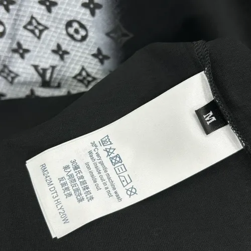 Replica Louis Vuitton LV T-Shirts Short Sleeved For Unisex #1430318 $64.00 USD for Wholesale