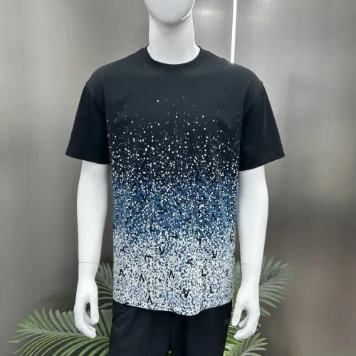 Replica Louis Vuitton LV T-Shirts Short Sleeved For Unisex #1430320 $64.00 USD for Wholesale