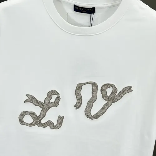 Replica Louis Vuitton LV T-Shirts Short Sleeved For Unisex #1430321 $64.00 USD for Wholesale