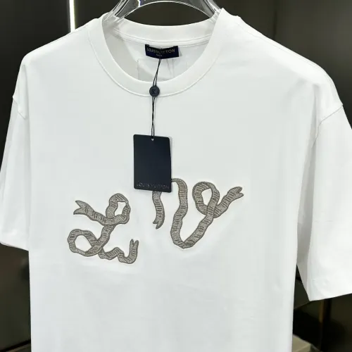 Replica Louis Vuitton LV T-Shirts Short Sleeved For Unisex #1430321 $64.00 USD for Wholesale