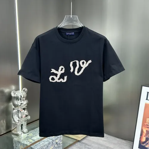 Replica Louis Vuitton LV T-Shirts Short Sleeved For Unisex #1430322 $64.00 USD for Wholesale