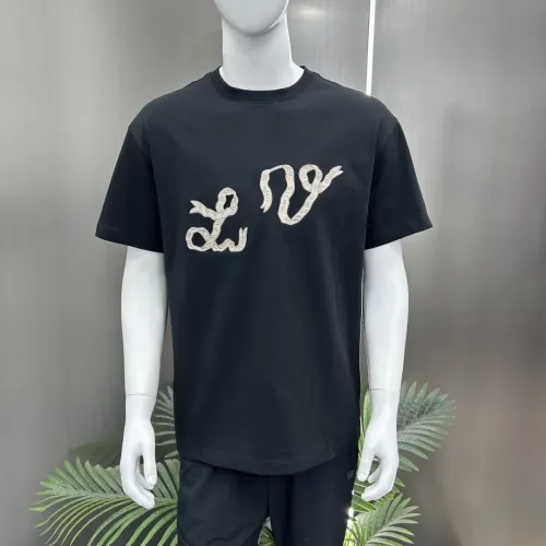 Replica Louis Vuitton LV T-Shirts Short Sleeved For Unisex #1430322 $64.00 USD for Wholesale