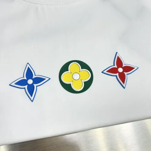 Replica Louis Vuitton LV T-Shirts Short Sleeved For Unisex #1430342 $64.00 USD for Wholesale