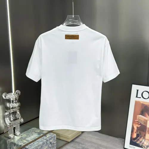 Replica Louis Vuitton LV T-Shirts Short Sleeved For Men #1430377 $82.00 USD for Wholesale
