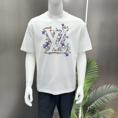 Replica Louis Vuitton LV T-Shirts Short Sleeved For Men #1430377 $82.00 USD for Wholesale