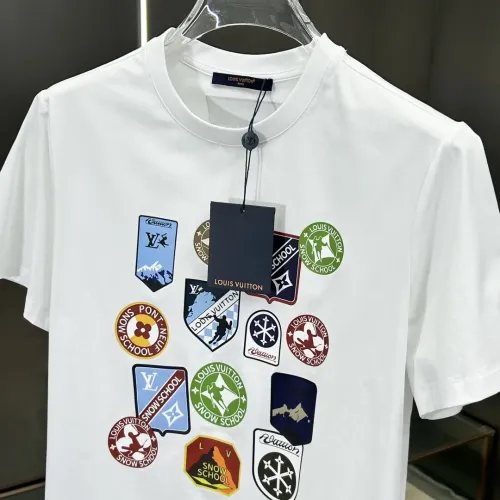 Replica Louis Vuitton LV T-Shirts Short Sleeved For Unisex #1430404 $68.00 USD for Wholesale