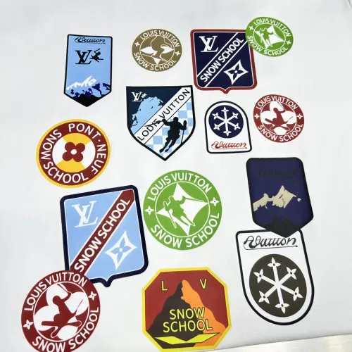 Replica Louis Vuitton LV T-Shirts Short Sleeved For Unisex #1430404 $68.00 USD for Wholesale