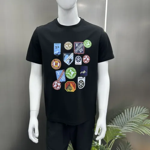 Replica Louis Vuitton LV T-Shirts Short Sleeved For Unisex #1430405 $68.00 USD for Wholesale