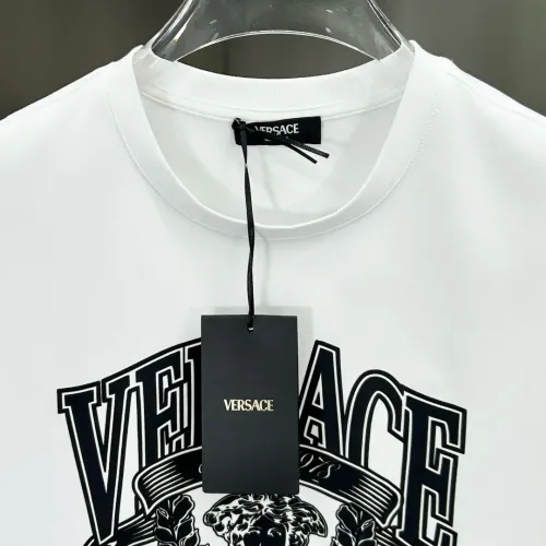Replica Versace T-Shirts Short Sleeved For Unisex #1430466 $68.00 USD for Wholesale
