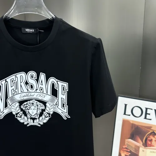 Replica Versace T-Shirts Short Sleeved For Unisex #1430467 $68.00 USD for Wholesale