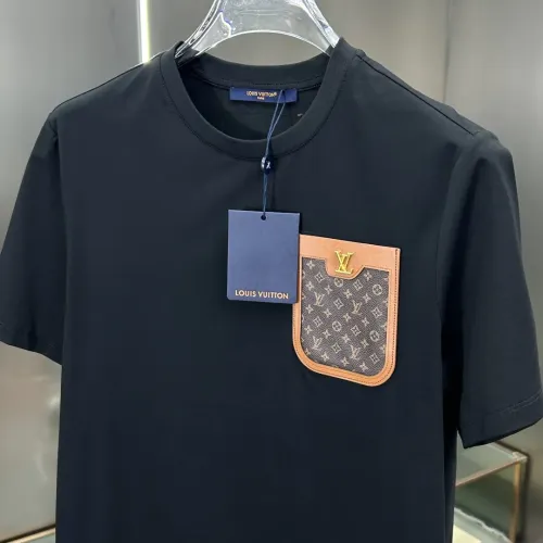 Replica Louis Vuitton LV T-Shirts Short Sleeved For Unisex #1430472 $68.00 USD for Wholesale