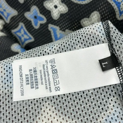 Replica Louis Vuitton LV T-Shirts Short Sleeved For Men #1430491 $64.00 USD for Wholesale